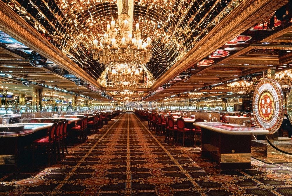 Georganiseerde pokeravond in de hotelomgeving